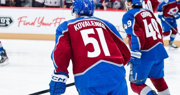 Главный тренер «Колорадо» положительно оценил дебютный матч Николая Коваленко в НХЛ