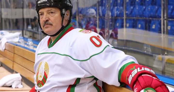 Тортунов об игре в команде Лукашенко: раньше он четыре раза в неделю тренировался