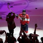 «Лучший в мире». Русский финн забрал очередной приз в НХЛ и теперь идёт за Кубком Стэнли