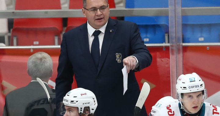 Бывший тренер «Трактора»: Назаров — медийный специалист, таких в КХЛ сейчас мало