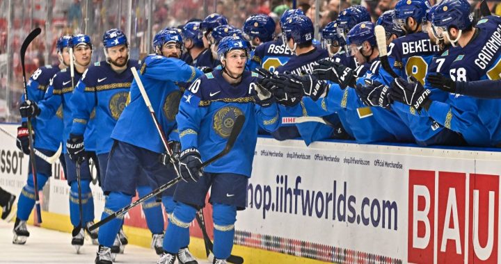 Казахстан не вылетел из элиты хоккейного ЧМ! Помогли голы чемпионов из «Металлурга»