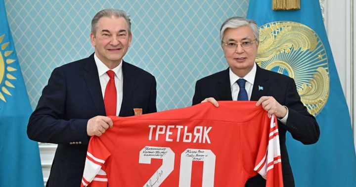 Крикунов: встреча Третьяка с президентом Казахстана говорит о высоком статусе ФХР