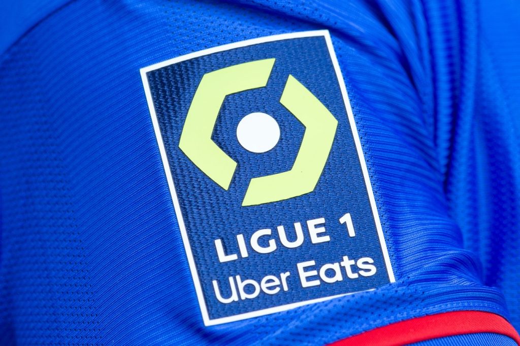 Лига 1 рискует остаться без телетрансляций своих матчей во Франции в следующем сезоне
