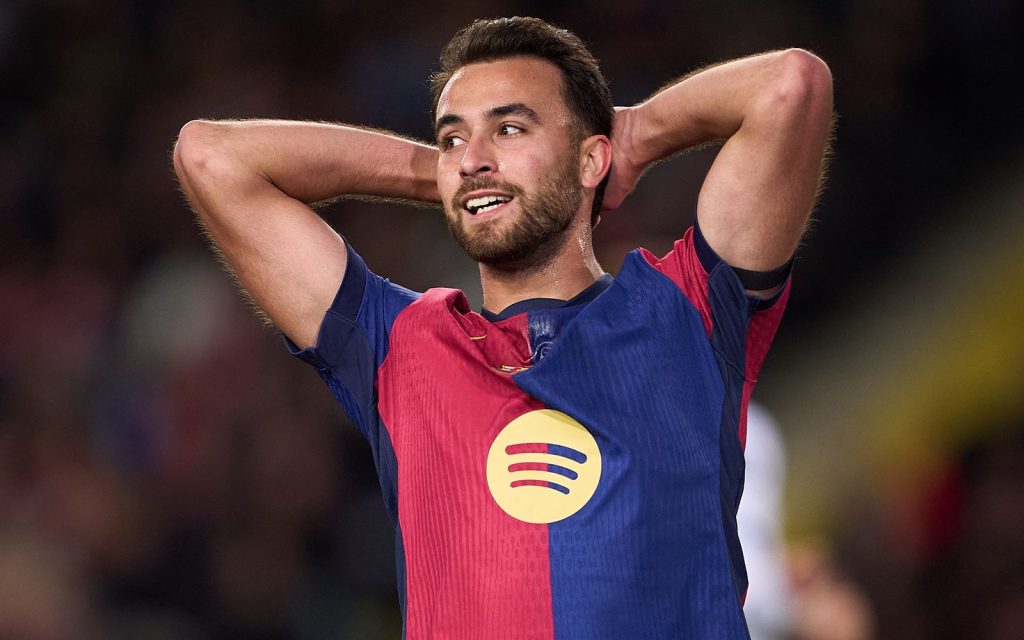 «Барселона» планирует до конца года продлить контракт с ведущим защитником