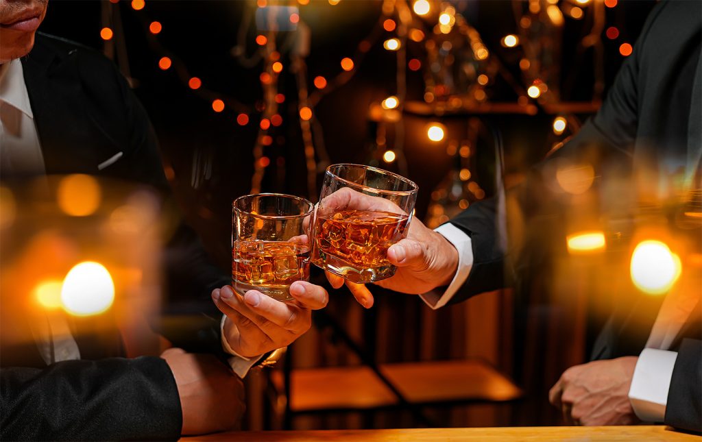 «Футболисты «Зенита», ЦСКА до 5 утра тусовались, выпивали — а утром на тренировку». Силач Вовк об алкоголе и спорте