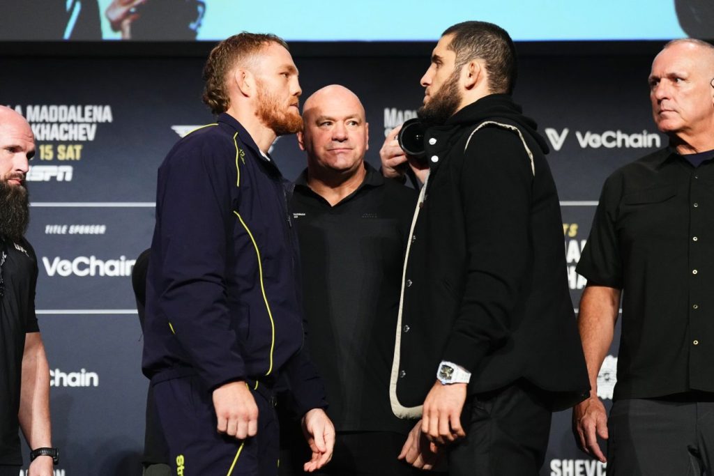 Делла Маддалена — Ислам Махачев: во сколько начало боя, где смотреть прямую трансляцию