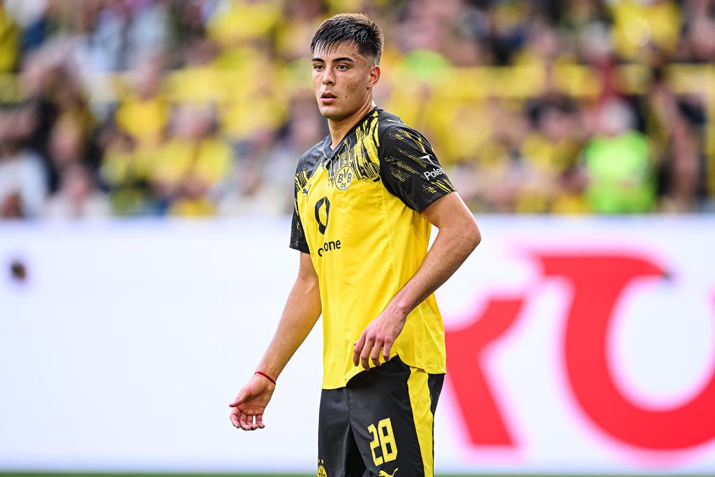 «Челси» может отозвать из аренды 20-летнего защитника