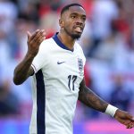 Форварда сборной Англии арестовали за удар головой в баре