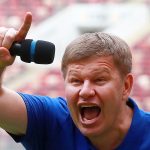 Губерниев высмеял предложение Миронова: «Дать Сафонову звание заслуженного мастера спорта Франции»