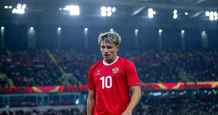 Андрей Мостовой отреагировал на победу в премии «Джентльмен года»