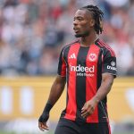 «Галатасарай» нацелился на нападающего «Айнтрахта» Элье Ваи — Конур