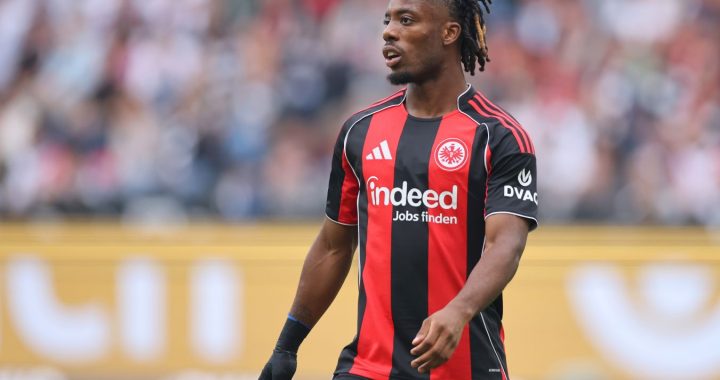 «Галатасарай» нацелился на нападающего «Айнтрахта» Элье Ваи — Конур