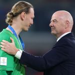 Мостовой: не знаю, почему о переломе руки Сафонова выяснилось только через два дня