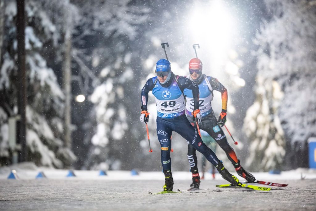 Начало прямой видеотрансляции мужской гонки преследования на Кубке мира по биатлону
