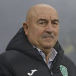 «Он и сейчас может играть». Черчесов — о возможности пригласить Вальбуэна в «Ахмат»