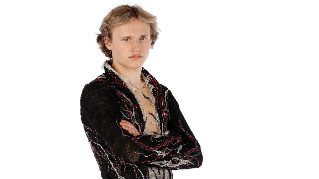 Малинин помог сборной США завоевать золотую медаль Олимпиады-2026 в командном турнире в фигурном катании