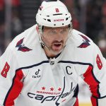 Стало известно, как Овечкин проводит отпуск в Москве: его встретил футболист сборной России