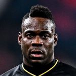 «Иди съешь банан». Балотелли подвергся расистским оскорблениям во время игры за новый клуб