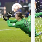 Игнашевич оценил шансы Сафонова стать основным вратарём «ПСЖ» в долгосрочной перспективе