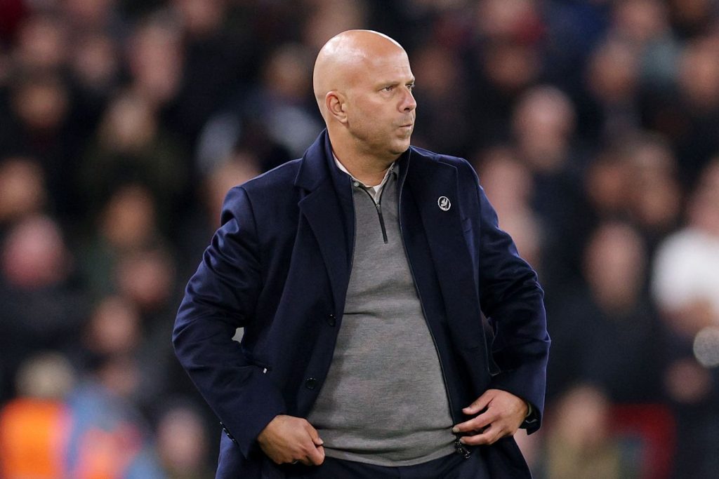 «Мы получили именно то, чего ожидали». Слот — о жеребьёвке 1/8 финала Лиги чемпионов