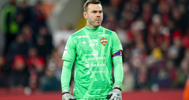 Олег Иванов высказался о конкуренции с Акинфеевым за звание главного «долгожителя» РПЛ