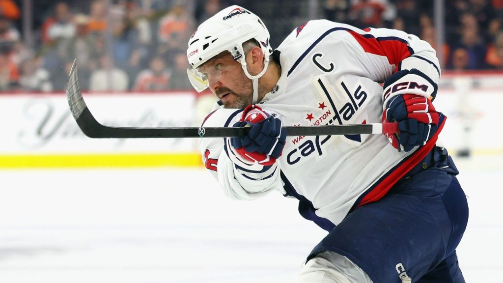 Крикунов: «Не думаю, что Овечкин превзойдет рекорд Гретцки — 1000 шайб выбьет и будет заканчивать»