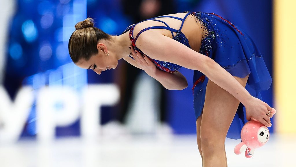 Роднина заявила, что Валиевой нужно будет привести себя в форму: «Это уже другая Камила»