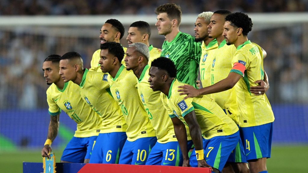 Бразилия и Франция объявили стартовые составы