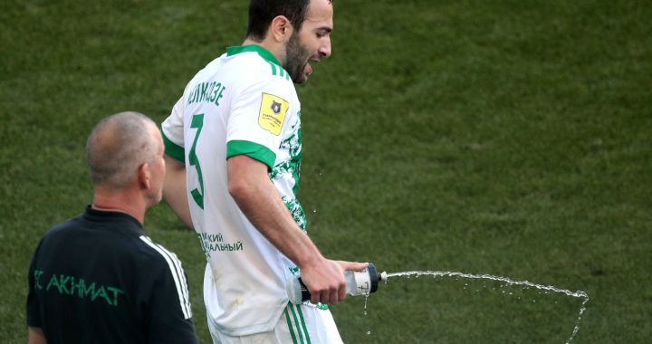 «Акрон» — «Ахмат»: Мелкадзе забил головой после подачи с углового на 27-й минуте