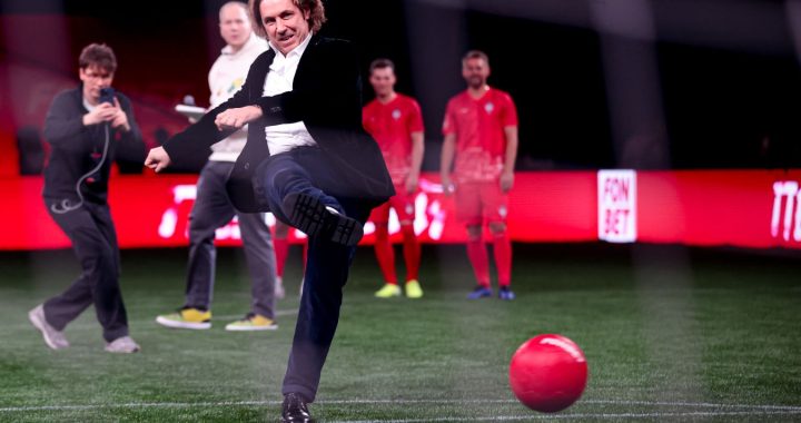 Александр Мостовой рассказал, как решить проблему судейских ошибок в РПЛ