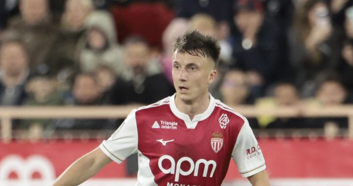 Головин встал на защиту судейства в РПЛ, сравнив его с работой арбитров в Лиге 1