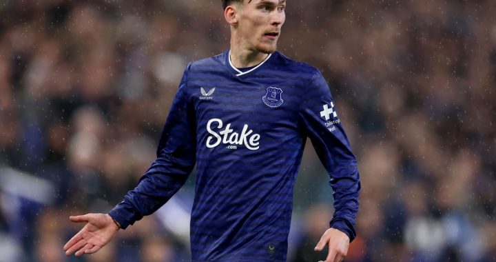 «МЮ» хочет вернуть Гарнера, «Эвертон» не продаст игрока дешевле € 58-63 млн — Конур