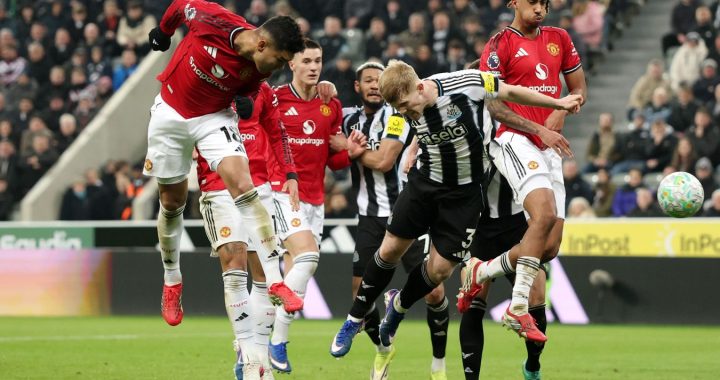 «Ньюкасл Юнайтед» в меньшинстве вырвал победу над «Манчестер Юнайтед» в 29-м туре АПЛ