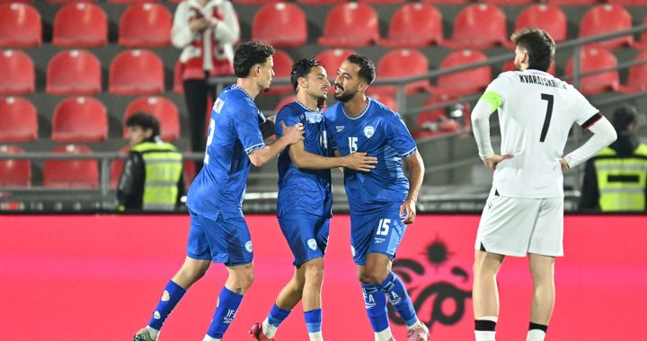 Сборная Грузии сыграла вничью с Израилем в товарищеском матче, у Кварацхелии — дубль