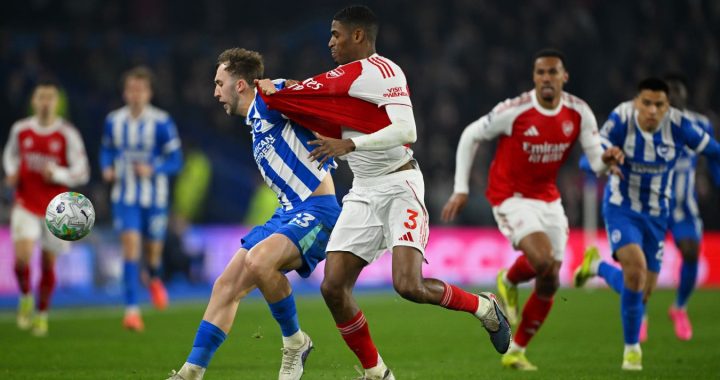 «Только одна команда пыталась играть в футбол». Тренер «Брайтона» раскритиковал «Арсенал»