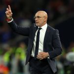 Тренер сборной Испании де ла Фуэнте настаивает на переносе места проведения Финалиссимы