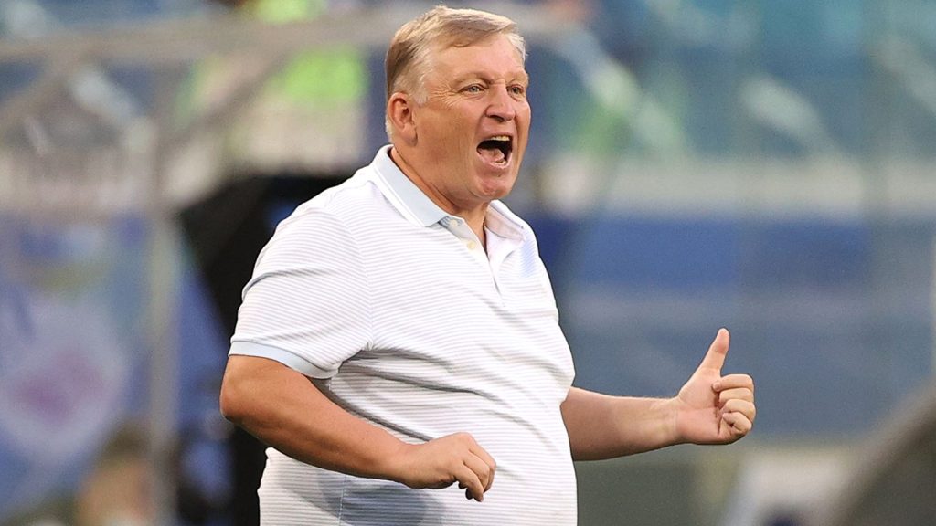 «И бог за нас бывает». Осинькин обратился к футболистам «Сочи» после победы с голом на 99-й минуте