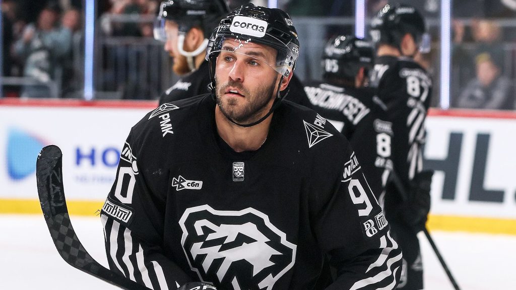 Агент Ливо: «Можно сказать, что Джош не останется в «Тракторе»