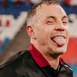 Дзюба — о выражении «кинуть бомжа»: «Когда звонят из «Зенита», ты говоришь: «Да-да-да» — и туда не переходишь»