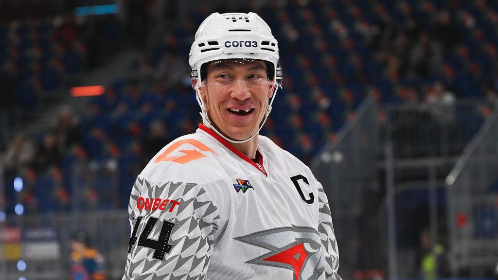 Шарипзянов после драки с «Локомотивом»: «Давно не сидел на лавке вшестером»