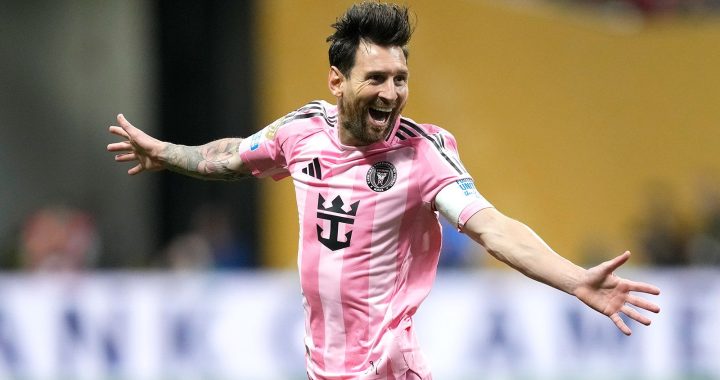 Месси стал автором первого гола среди игроков «Интер Майами» на новой арене. Лео забил мяч головой