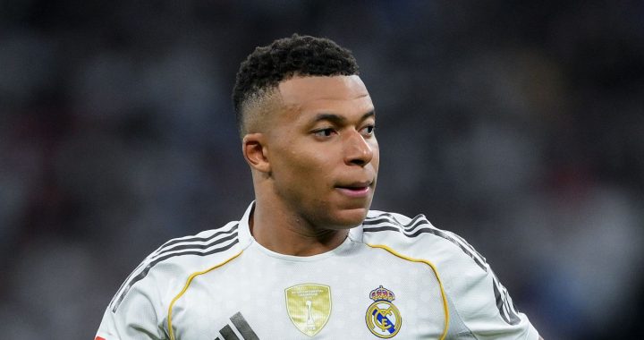 Арбелоа: пора перестать обсуждать состояние колена Мбаппе и сосредоточиться на его голах