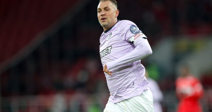 Артём Дзюба пошутил про «Зенит», объясняя сленговое выражение «кинуть бомжа»