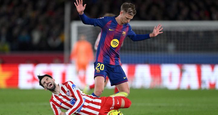 «Атлетико» Мадрид — «Барселона»: трансляция матча 30-го тура Ла Лиги начнётся в 22:00