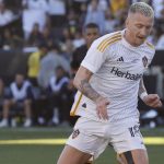 Дубль Марко Ройса принёс «Лос-Анджелес Гэлакси» победу в матче МЛС