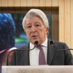 Глава «Атлетико» ответил на жалобы «Барселоны» на состояние поля на стадионе «матрасников»