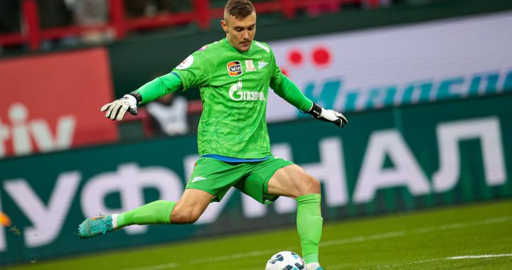 Малафеев высказался о Латышонке, проигравшем конкуренцию Адамову в «Зените»