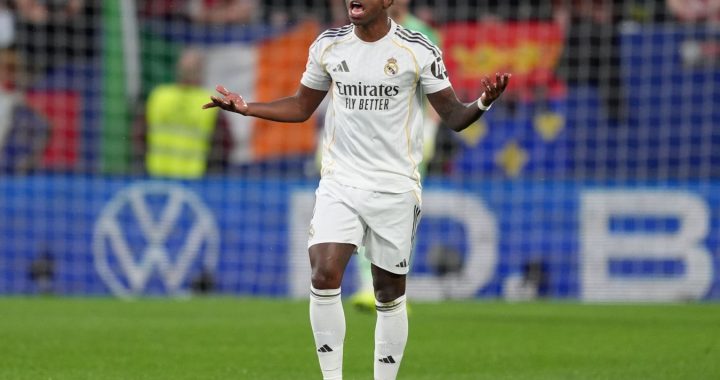 Венсан Компани высказался о своём отношении к нападающему «Реала» Винисиусе Жуниоре