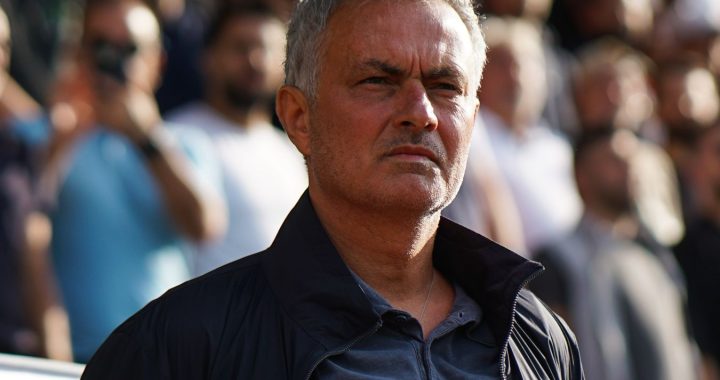 Жозе Моуринью провёл эмоциональную пресс-конференцию после упущенной победы «Бенфикой»